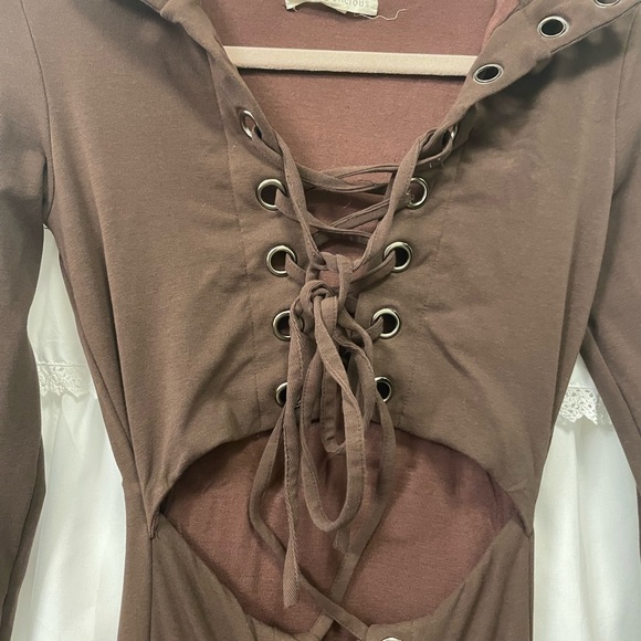 Collared Lace Up Dress - Picture 3 of 6